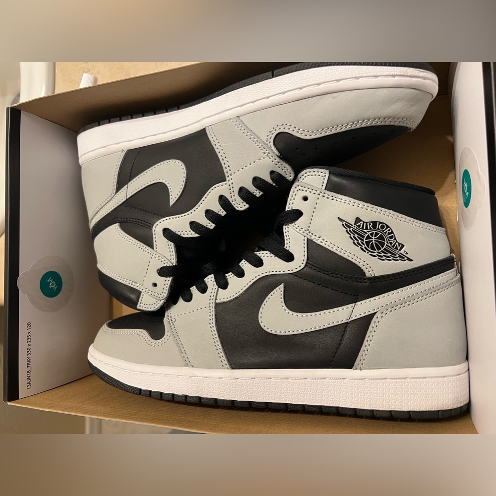 Jordan 1 Shadow